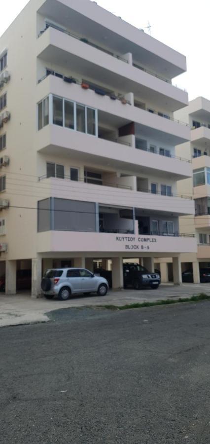 Vasilas Holiday Apartment #2 Larnaca Eksteriør billede